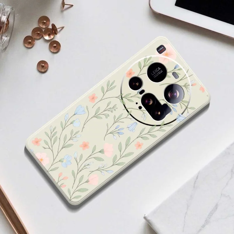 For Xiaomi 15 Ultra Case Pink Blue Flowers Pattern Printing Straight Edge TPU Phone Back Cover - Beige