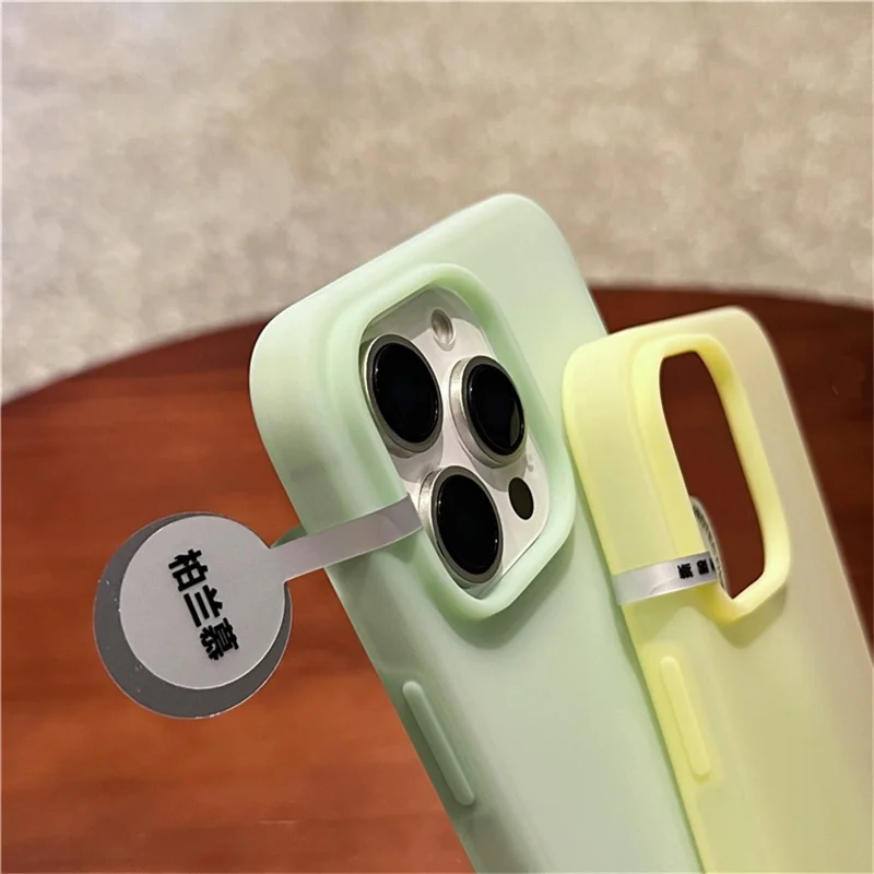 For iPhone 14 Pro Max Case Ice-Transparent Liquid Silicone + PC Phone Cover with Wrist Strap - Pink