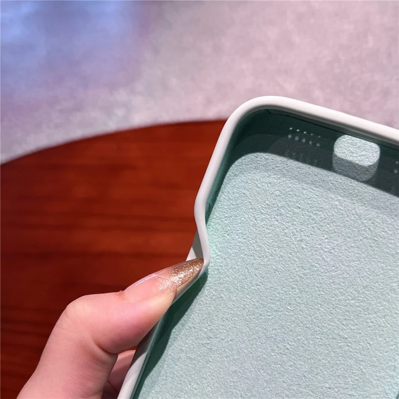 Capa para iPhone 16 Pro Max com suporte, recortes precisos, silicone líquido + Capa de telefone PC - Verde Claro