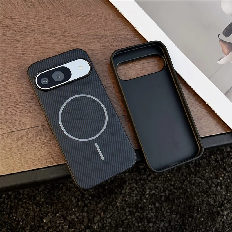 For Google Pixel 10 Pro / Pixel 10 Magnetic Case Carbon Fiber Texture Leather Back Phone Cover - Black