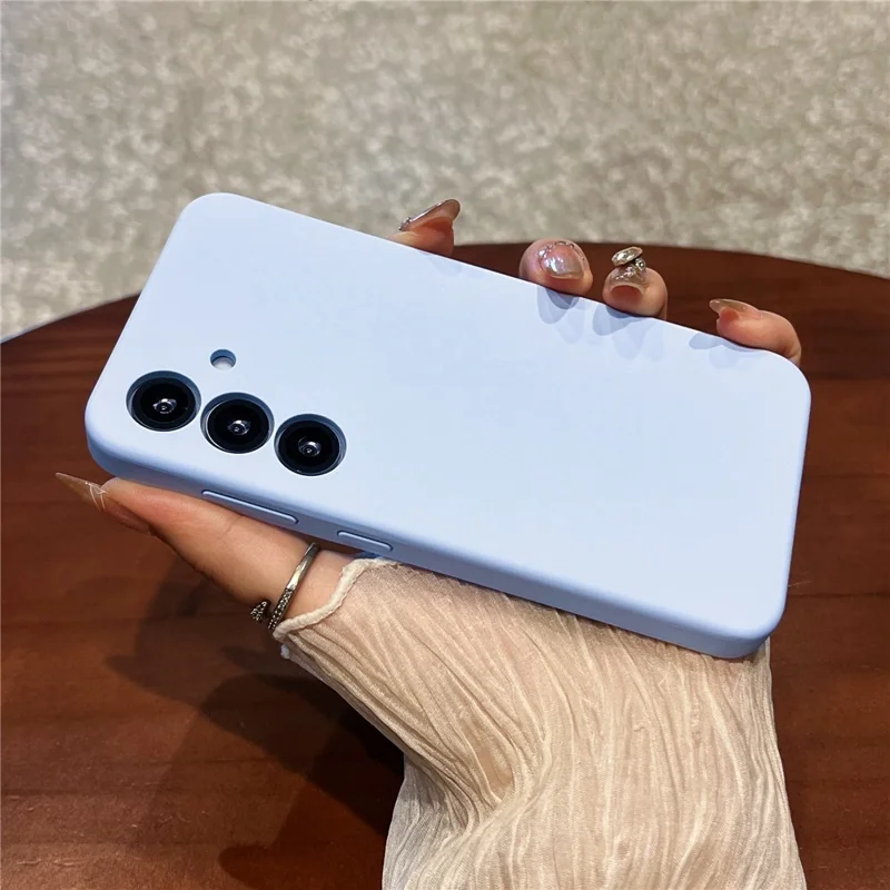 Für Samsung Galaxy S25 Hülle Präzise Ausschnitte Flüssigsilikon + PC Stoßfeste Handyhülle - Babyblau