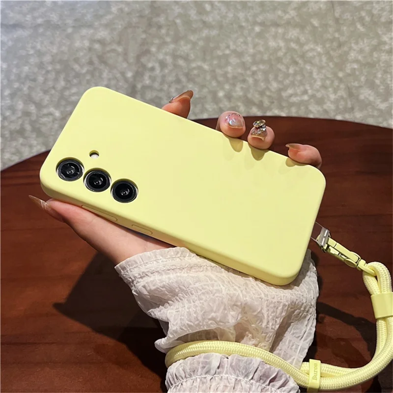 Cover per Samsung Galaxy S25 con Ritagli Precisi, Silicone Liquido + Cover per Telefono PC con Cinturino da Polso - Giallo Chiaro