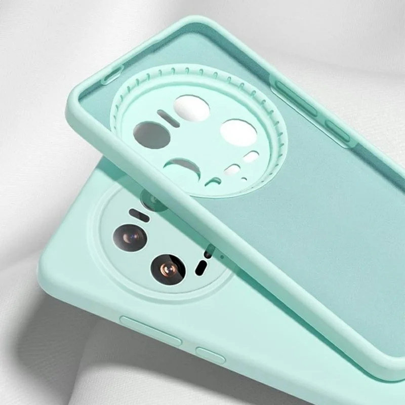 Funda para Xiaomi 14 Ultra con Cortes Precisos de Silicona Líquida + PC Antigolpes - Verde Claro