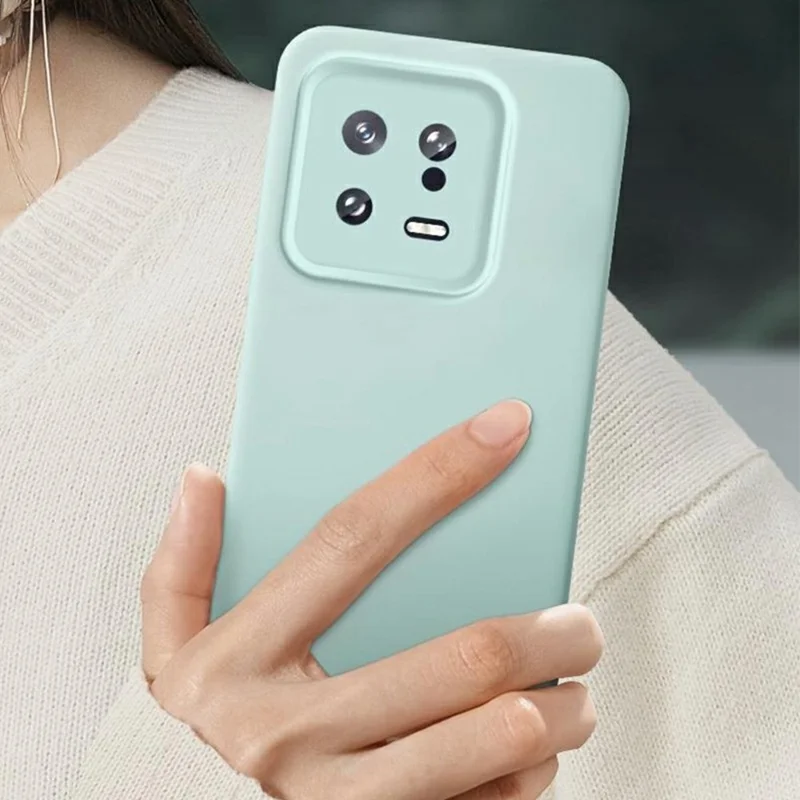 Étui pour Xiaomi 13 Compatible avec MagSafe Découpes Précises Silicone Liquide + PC Coque de Téléphone - Vert Clair