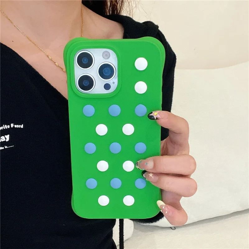 Pour iPhone 16 Pro Étui en silicone liquide Déchirure Couvercle de téléphone avec Motifs mélangés DIY - Rose