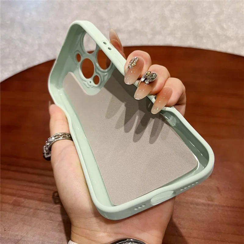 Für iPhone 14 Pro Max Magnetische Hülle Skin Touch Flüssigsilikon PC Stoßfeste Handyhülle - Wüstengold