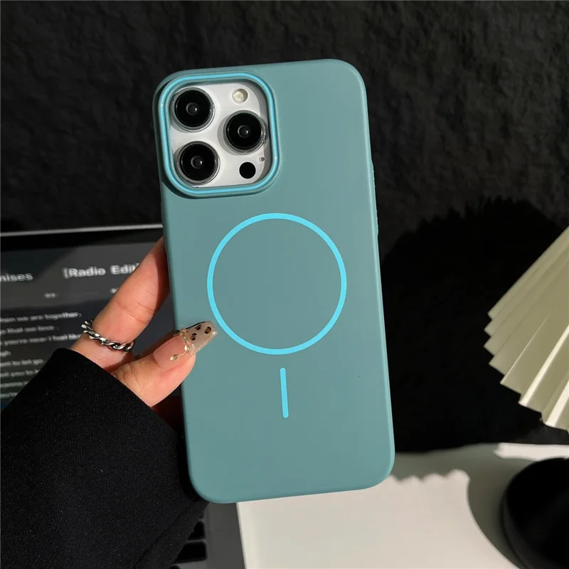 Bulk Purchasing For iPhone 15 Pro Magnetic Case Solid Color PC Phone Cover Compatible with MagSafe - Blue