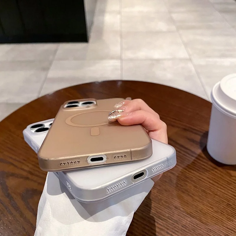 For iPhone Air Case Compatibel met MagSafe Nauwkeurige Uitsparingen Matte PC Telefoonhoes - Desert Gold