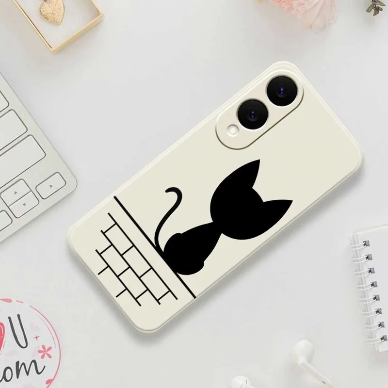 For Samsung Galaxy S25 Edge Case Black Cat on the Wall Pattern Printing Straight Edge TPU Phone Back Cover - Beige