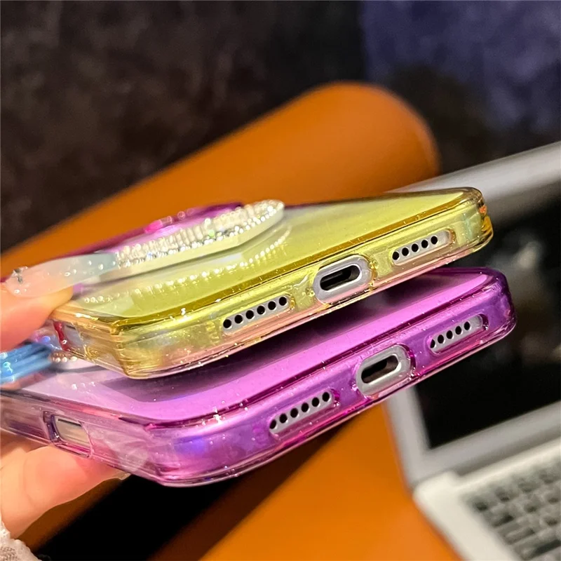 Capa para iPhone 17 Pro com Glitter Dual Color PC + TPU Transparente com Espelho em Formato de Coração - Rosa / Azul Céu