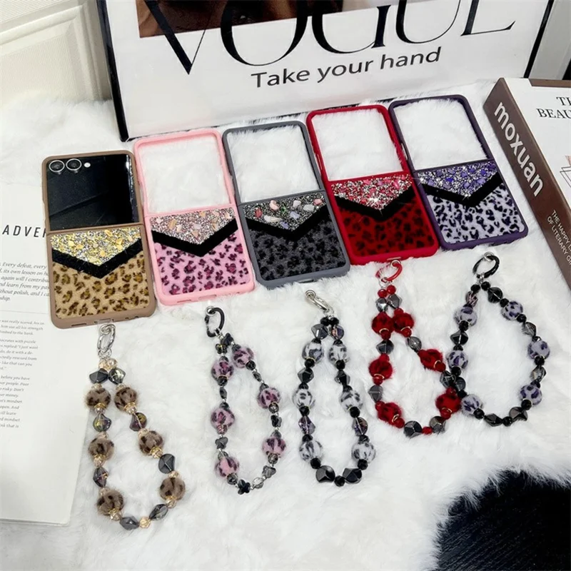 For Samsung Galaxy Z Flip7 5G Case Stone Decor Glitter Leopard Splicing Plush PC Phone Cover with Hand Chain - Pink