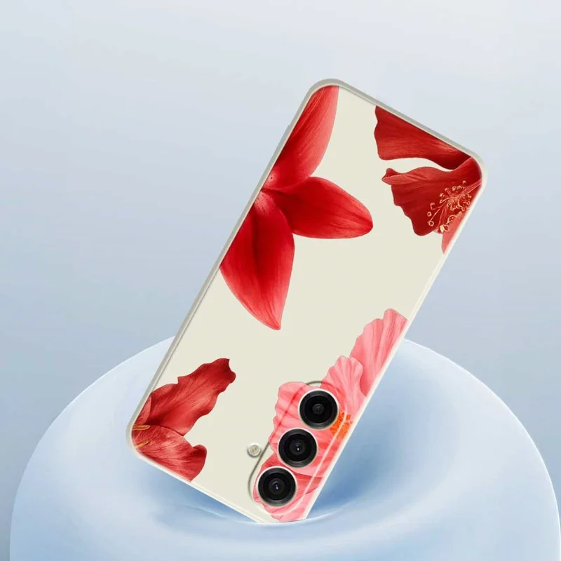 Funda para Samsung Galaxy A17 5G Patrón de Flor Roja Impresión Borde Recto Cubierta Trasera de Teléfono TPU - Beige