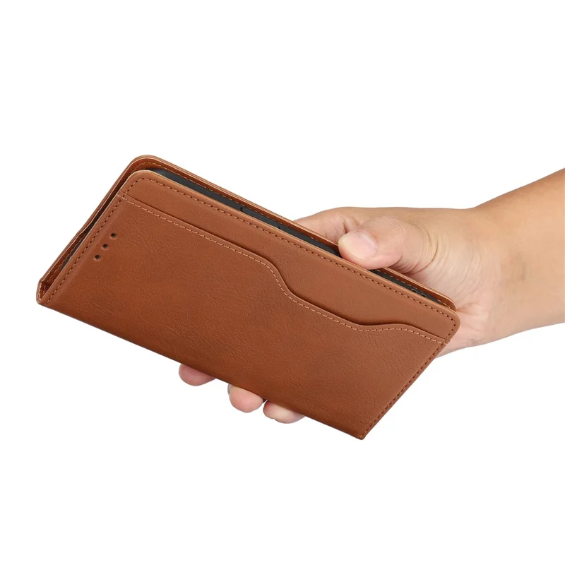 For iPhone 18 Pro / 17 Pro Cell Phone Case Magnetic Closing PU Leather Stand Cover - Light Brown