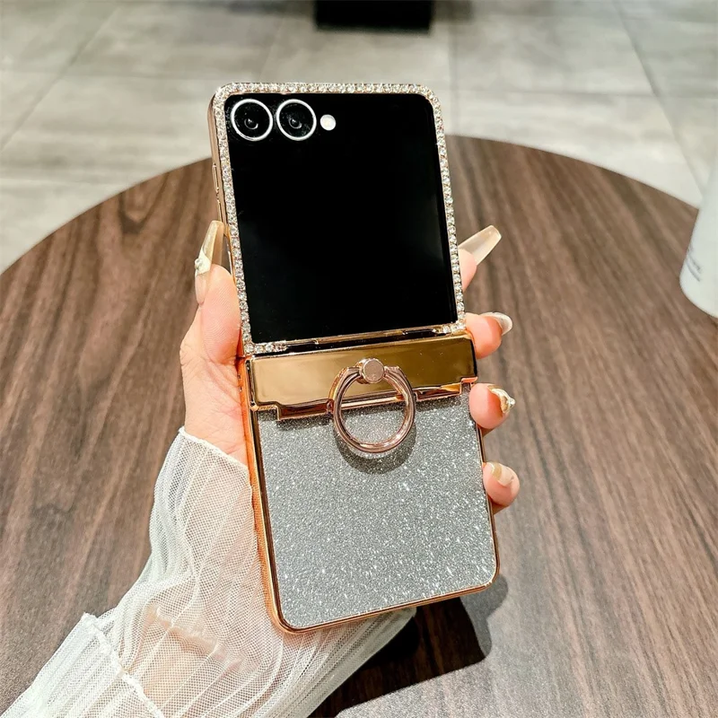 جراب لهاتف سامسونج جالكسي Z Flip7 5G بتصميم لامع ومزينة بحصى الراين جراب صلب من مادة البولي كربونات - ذهبي