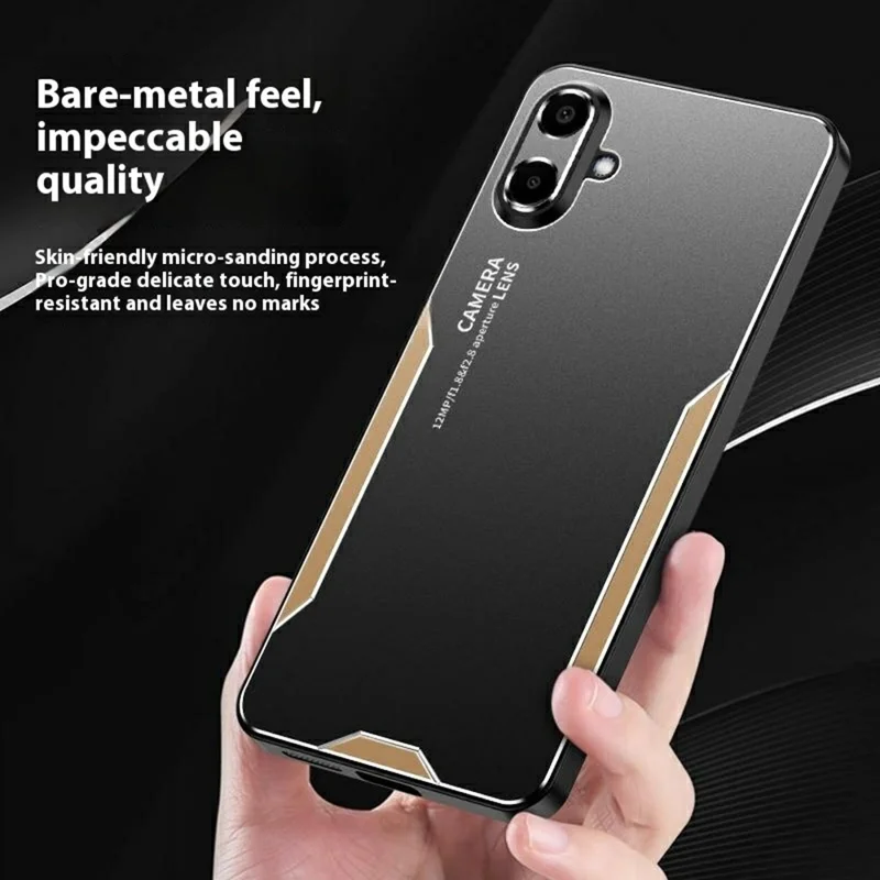 Samsung Galaxy A07 4G Handyhülle Aluminiumlegierung TPU PC Rückabdeckung - Gold