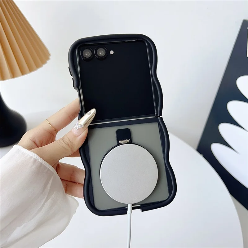 For Samsung Galaxy Z Flip7 5G Magnetic Case Kickstand Skin-Touch Wave Edge TPU + PC Phone Cover - Grey