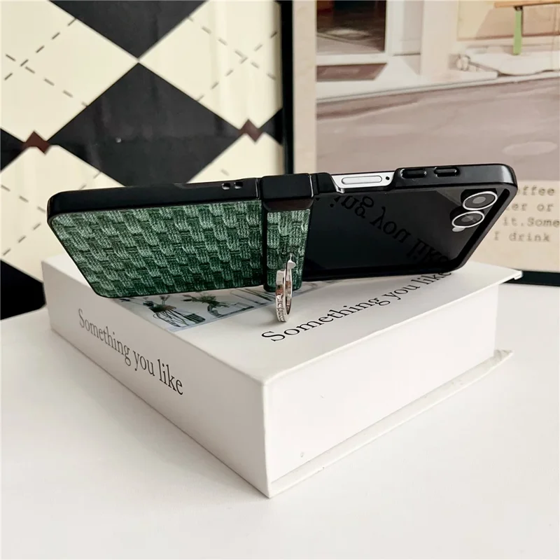 For Samsung Galaxy Z Flip7 5G Case Vintage Woven Pattern PU + TPU Phone Cover with Ring Holder - Khaki