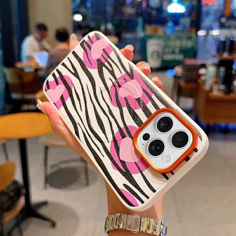 Für iPhone 16 Pro Hülle Kompatibel mit MagSafe Herz Zebra Muster Leder Beschichtete PC Handyhülle