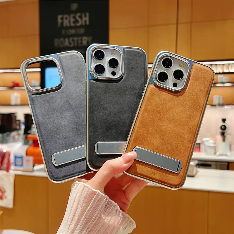iPhone 15 Pro Hülle mit verstecktem Ständer aus Leder + PC + TPU, matte elektrolytisch beschichtete Handyhülle - Braun