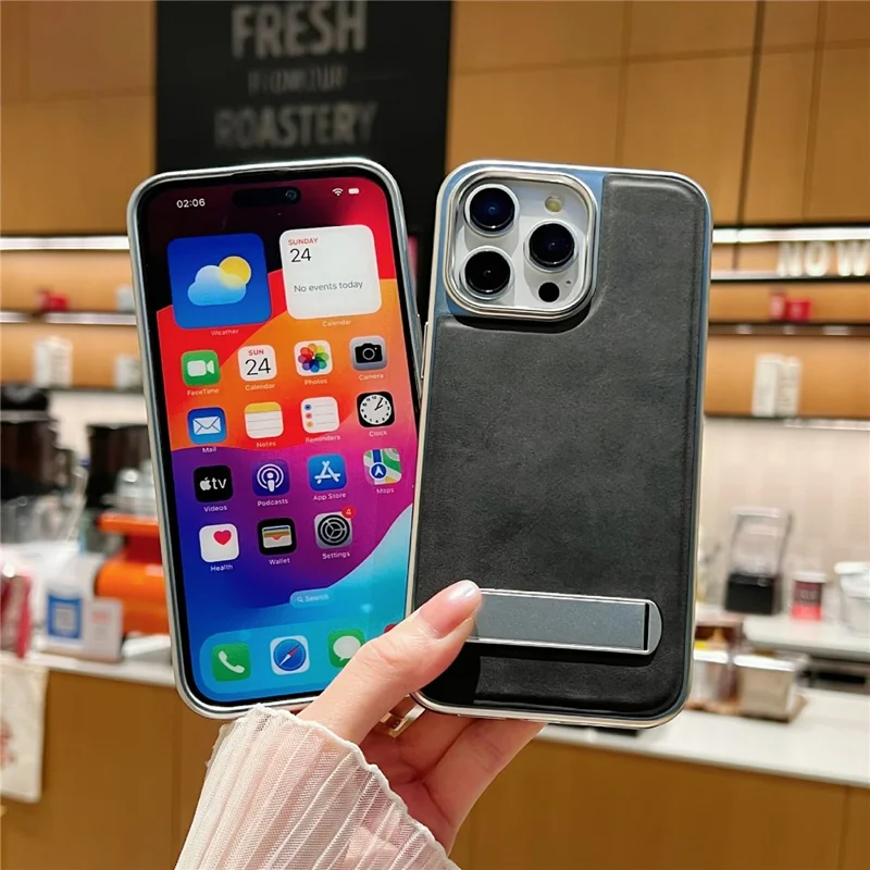 iPhone 15 Pro Max Hülle mit verstecktem Ständer Leder + PC + TPU Matt Elektroplattiert Handyhülle - Braun