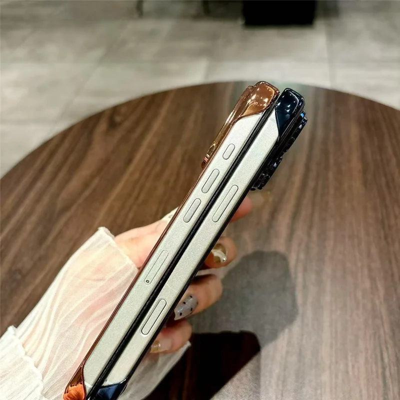 Capa Compatível com MagSafe TPU à Prova de Choques para iPhone 17 Pro Max, Eletroplatinada e Sem Moldura - Azul