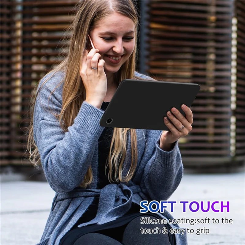 Capa para Samsung Galaxy Tab A9 de Silicone Líquido Anti-Arranhões - Preta