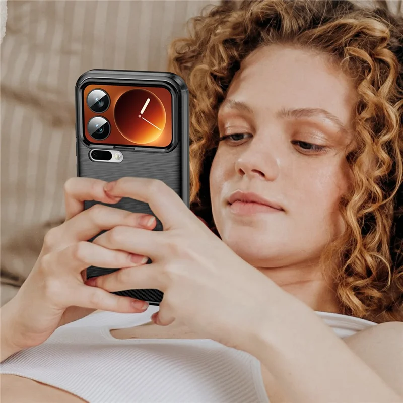 Защитный чехол для Xiaomi 17 Pro, текстура под карбон, с покрытием, черный