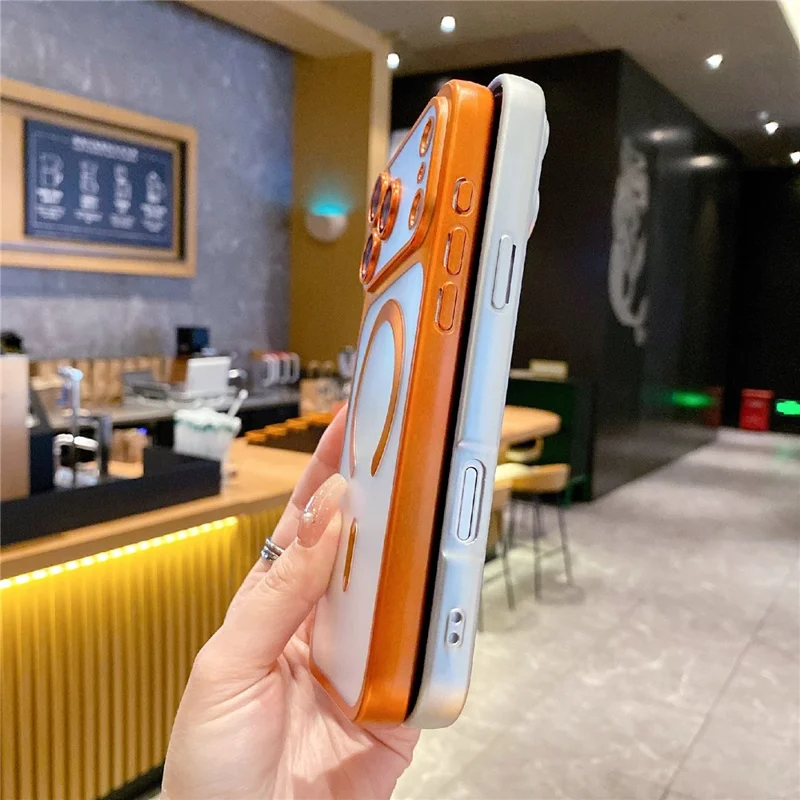 Capa para iPhone 17 Pro Max com Estojo Magnético Compatível com MagSafe, Capa de Telefone de PC TPU Fosca - Laranja Fosco