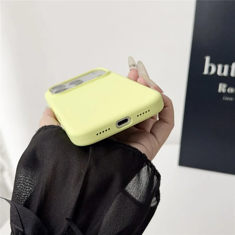 For iPhone 17 Pro Max Compatible with MagSafe Liquid Silicone Phone Back Cover (No Logo) - Green