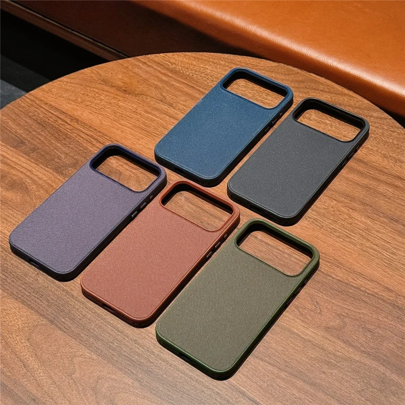 Custodia per iPhone 17 Pro Max compatibile con MagSafe Poliestere + Custodia per telefono TPU con pulsanti in metallo - Blu