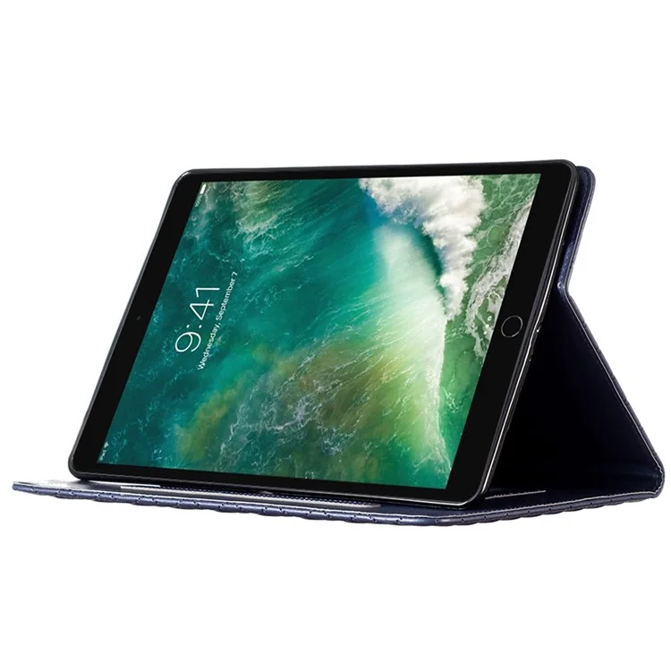 BINFEN COLOR para iPad 10.2 (2021) (2019) / (2020) / iPad Pro 10.5 pulgadas (2017) / iPad Air 10.5 pulgadas (2019) Estuche para tableta con texto grabado Funda de cuero sintético con soporte para tarjetas y soporte - Azul