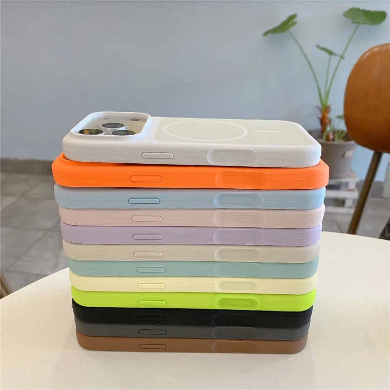 Custodia iPhone 17 Pro compatibile con MagSafe, cover posteriore in silicone antiurto - Bianco