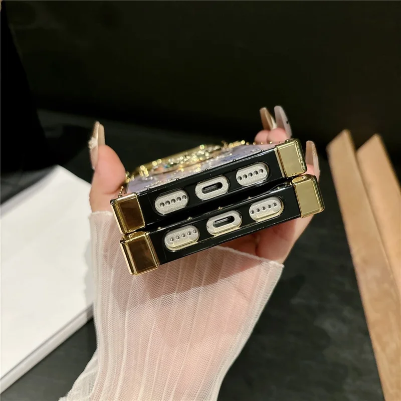 For iPhone 17 Pro Hoesjes met Strassieraden Vlinderpatroon TPU + PC Telefoonhoesje - Paars