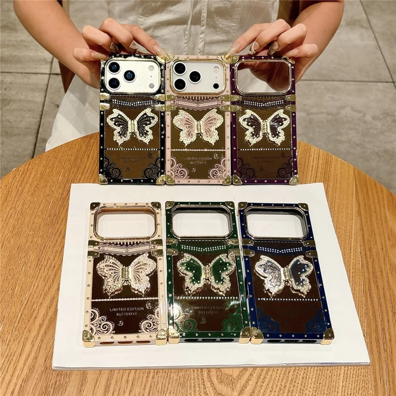 Cover per iPhone 17 Pro, Cover per Telefono in TPU e PC Placcato con Supporto a Farfalla - Viola Scuro