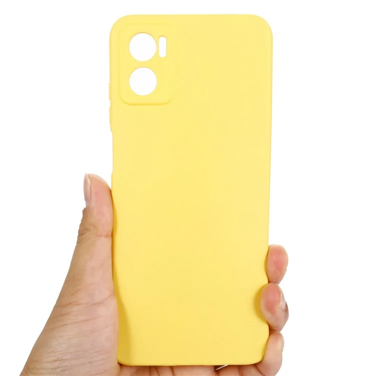 Para Motorola Moto E22 4G / E22i 4G Funda de Silicona Líquida Anticorrosión Forro Suave Protección de la Cámara Funda de Teléfono con Correa - Amarillo