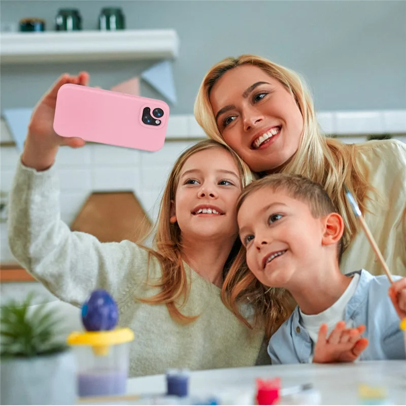 För iPhone 15 Skal Slagstark EVA Mobil Baklucka - Rosa