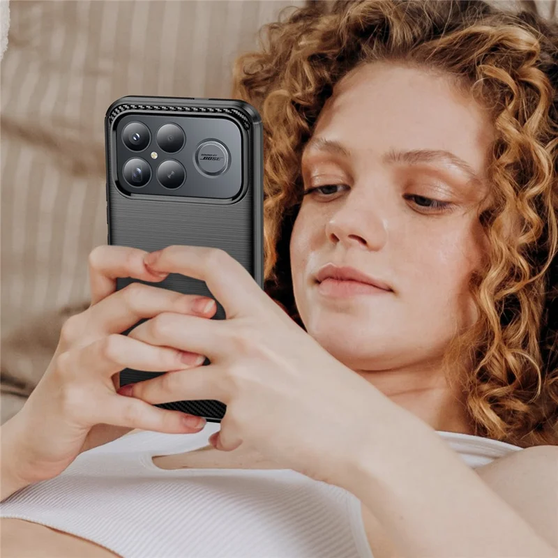 Funda para Xiaomi Redmi K90 Pro Max 5G / Poco F8 Ultra, carcasa protectora con textura de fibra de carbono, acabado cepillado - Negro