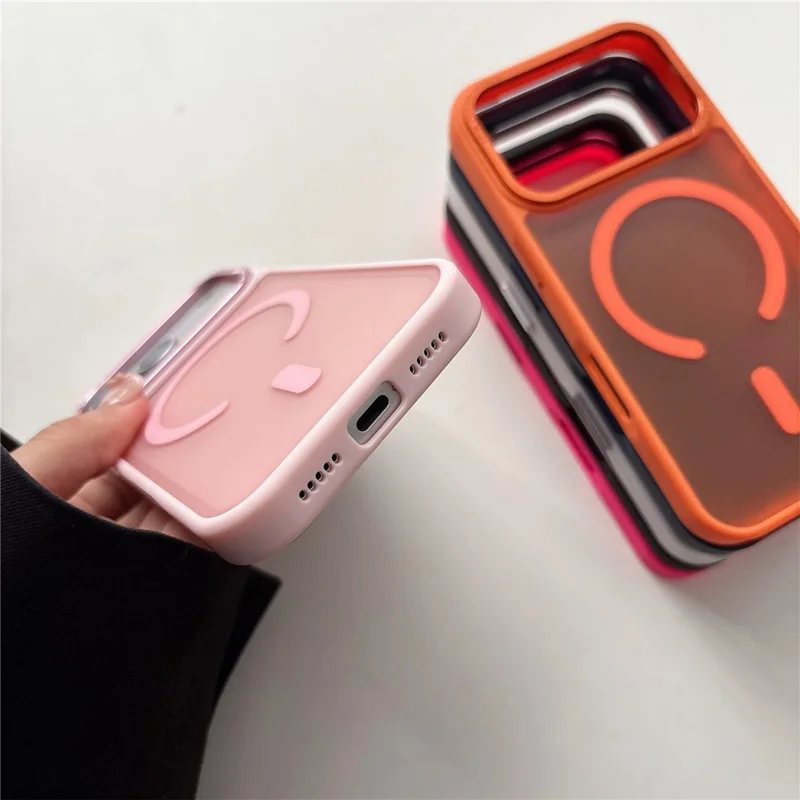 Custodia per iPhone 17 Pro Max Compatibile con MagSafe con Telaio Metallico per Obiettivo e Cover in TPU e PC - Nero