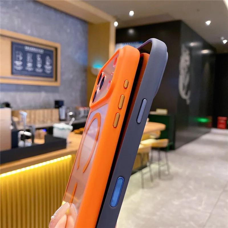 Étui pour iPhone 17 Pro Max compatible MagSafe avec découpes précises, coque de téléphone transparente en PC TPU de 2,5 mm avec bouton IA - Orange