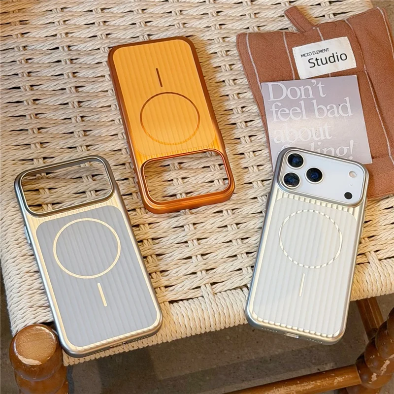 Coque pour iPhone 17 Pro compatible MagSafe, texture ondulée, revêtement électrolytique en PC - Argent