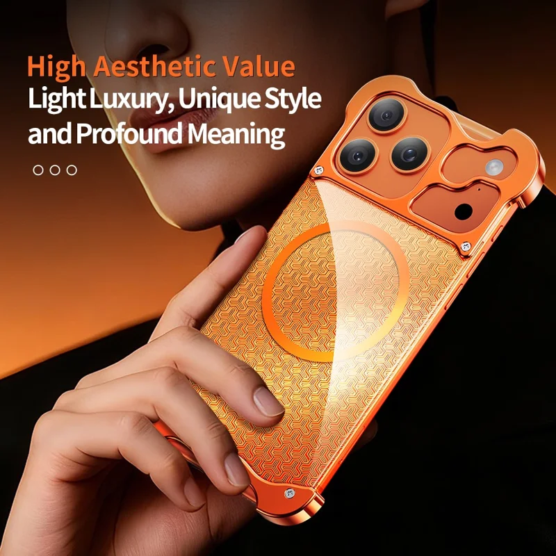 Coque sans cadre pour iPhone 17 Pro compatible MagSafe, motif armure doré, dos en polycarbonate et alliage d'aluminium - Orange
