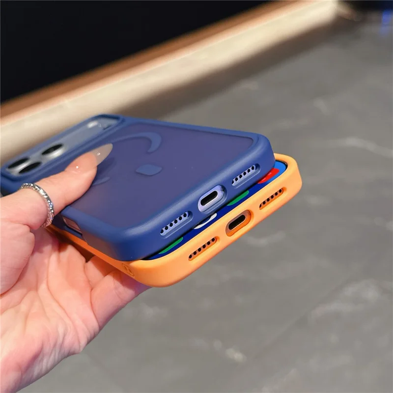 Capa para iPhone 17 Pro Max Compatível com MagSafe, Capa Traseira em TPU e PC com Toque Suave de 2,0 mm - Laranja