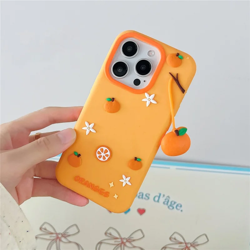 Funda de silicona para iPhone 16 Pro con colgante adorable en forma de naranja, funda trasera antichoque para teléfono