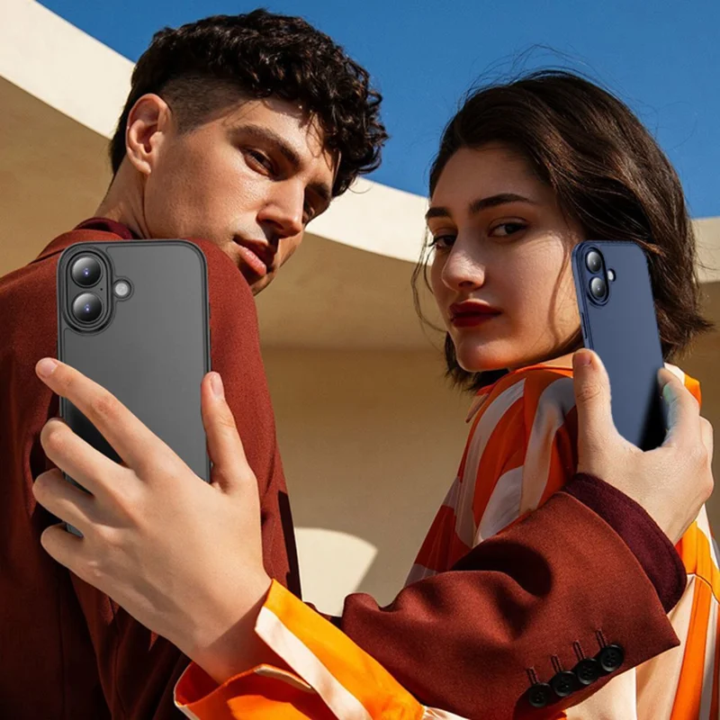 Bulk Purchasing For iPhone 17 Magnetic Case Shockproof PC + TPU Phone Cover Compatible with MagSafe - Black