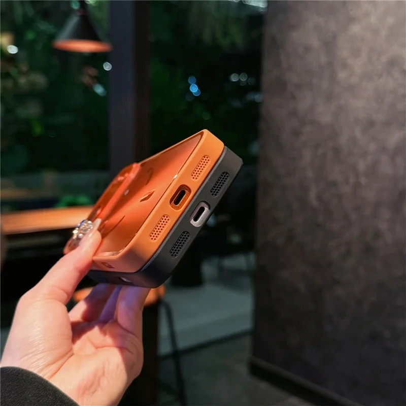 Für iPhone 17 Pro Max Hülle kompatibel mit MagSafe TPU PC Handy-Rückseite mit Objektivfolie - Orange