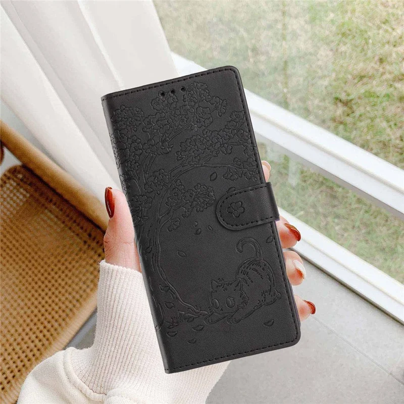 Stand Case For Samsung Galaxy A16 4G  /  A16 5G Tree-and-Cat Pattern PU Leather Wallet Protective Phone Cover with Wrist Strap   - Black