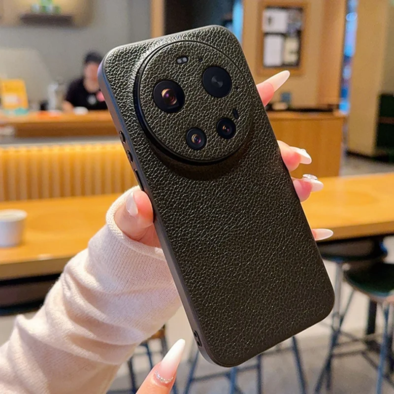 For Xiaomi 17 Ultra 5G Case Litchi Texture Leather Coated TPU + PC Phone Cover with Black Edge - Black