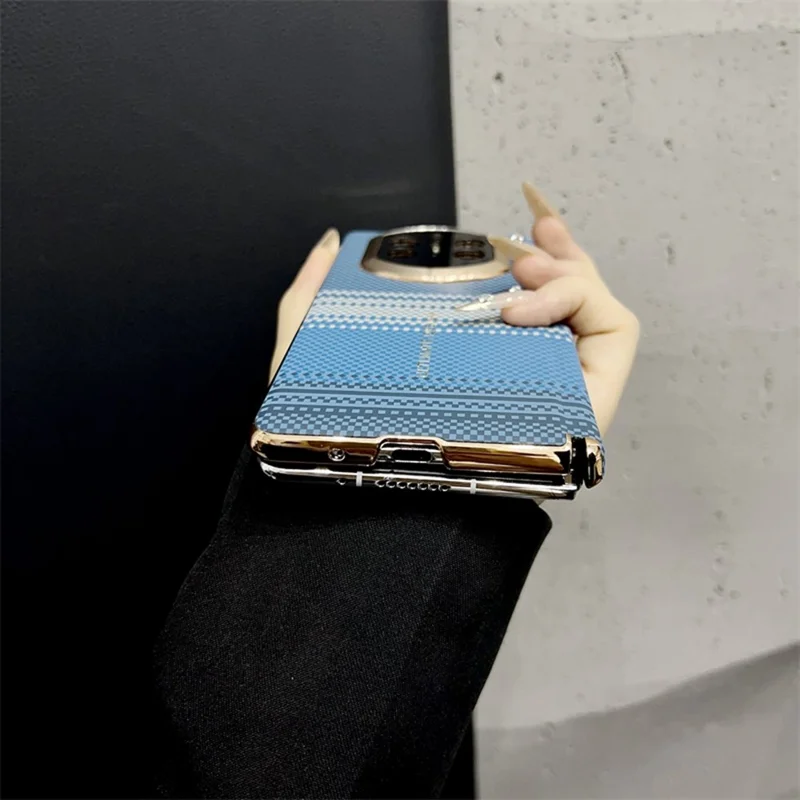 Cover per Huawei Mate X7 con Motivo a Griglia in PC Rigido - Marrone