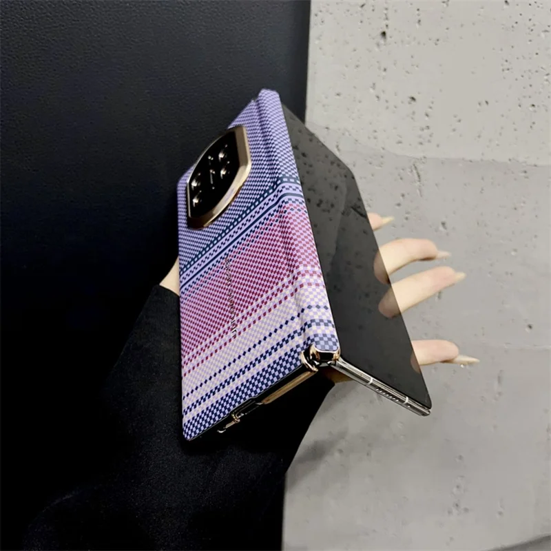 Cover per Huawei Mate X7 con Motivo a Griglia in PC Rigido - Marrone