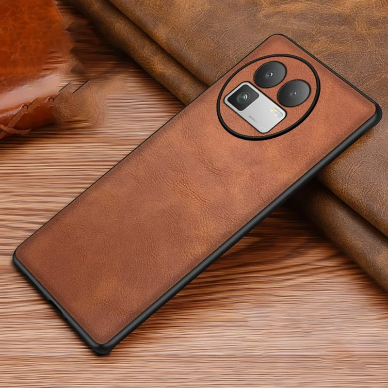 For Realme GT 8 5G Case Retro Leather Coated PC + TPU Phone Cover - Brown